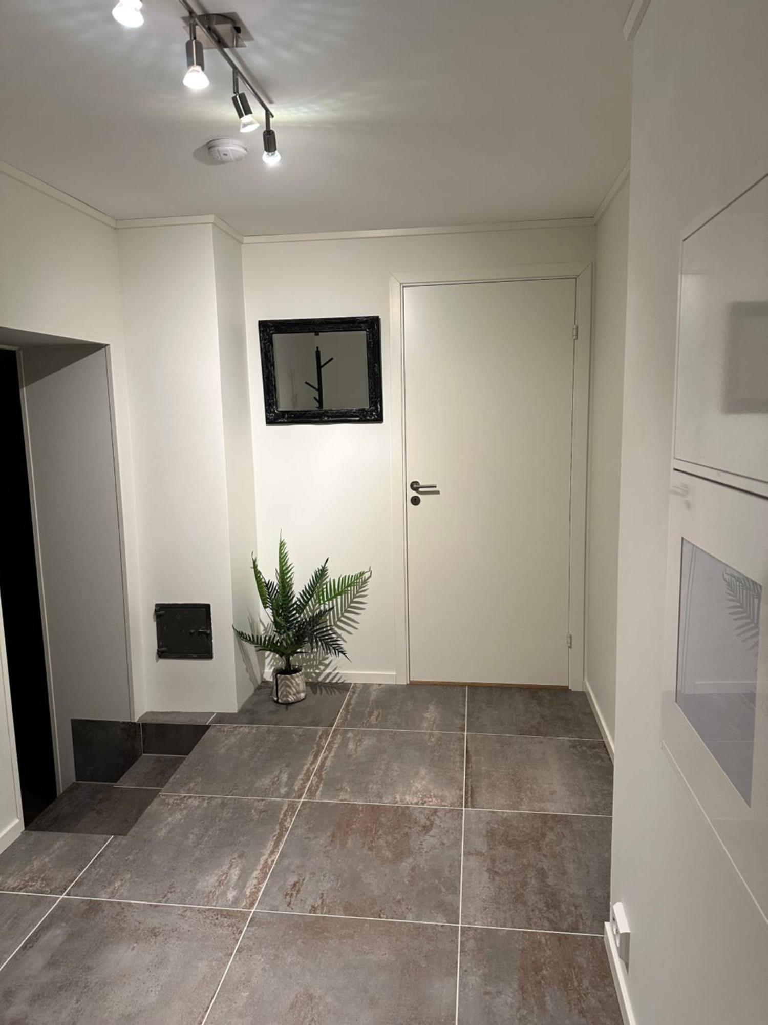 Your Home Away From Home, Apartment 2 Tromsø Zewnętrze zdjęcie
