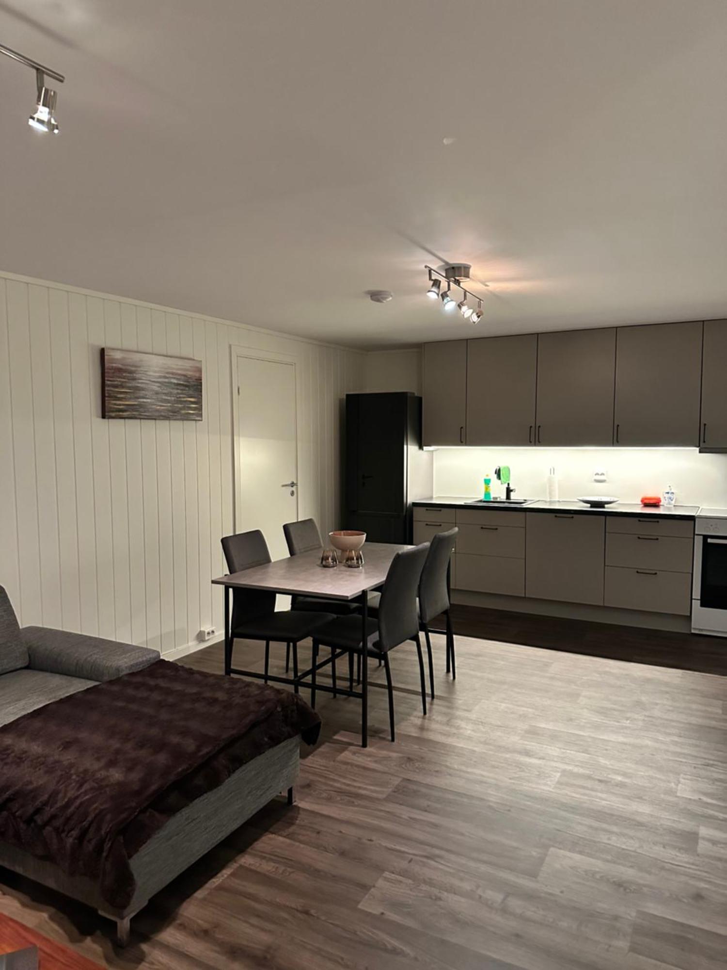 Your Home Away From Home, Apartment 2 Tromsø Zewnętrze zdjęcie